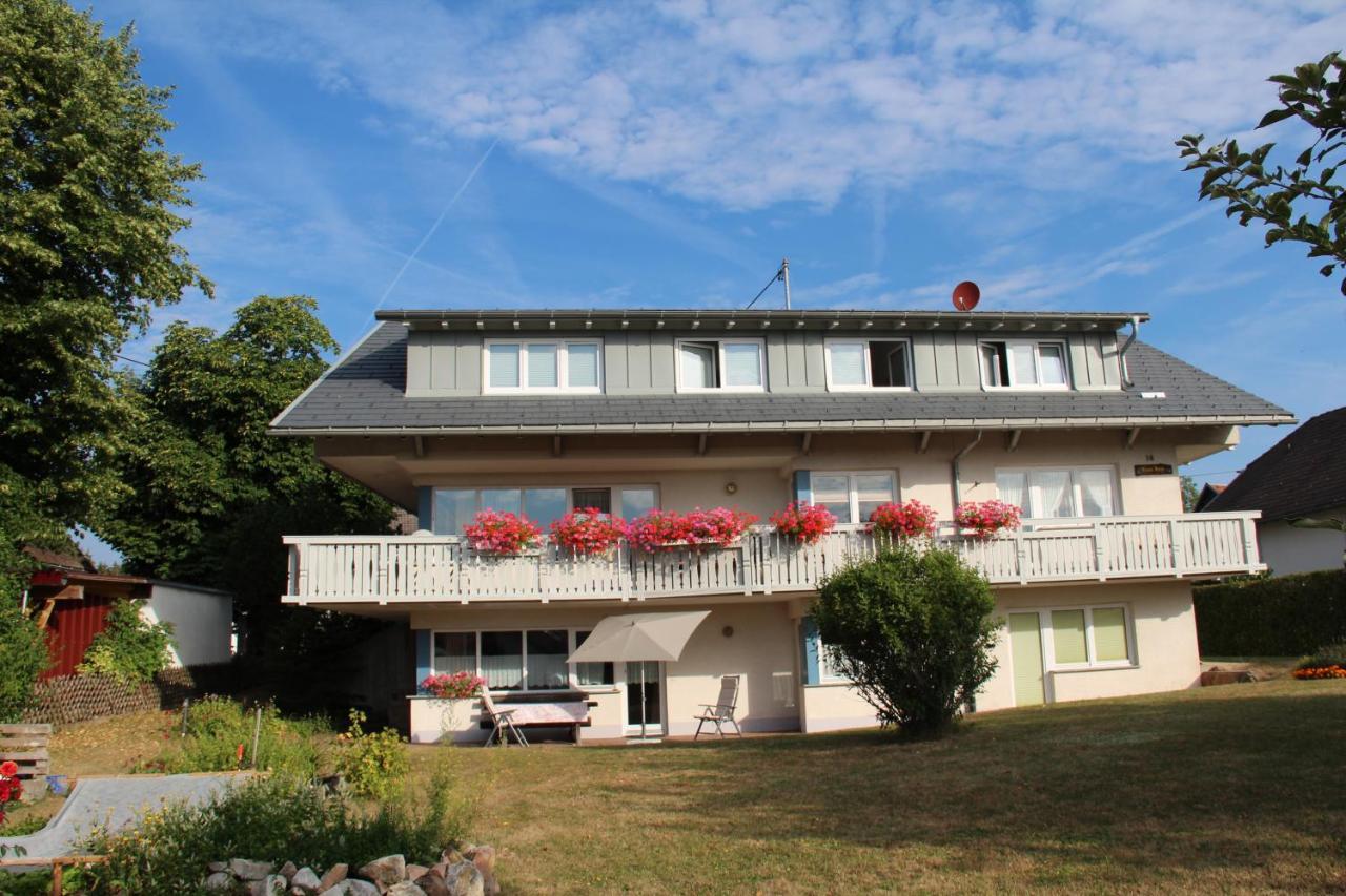 Gaestehaus Doerflinger uhlingen Birkendorf Bagian luar foto